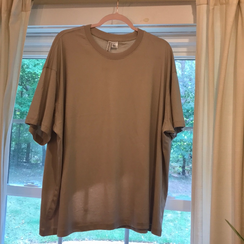 H&M Divided Tee